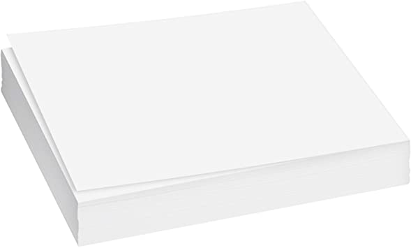 Cartulina blanca de diferentes medidas: cartulinas grandes, A4, A3